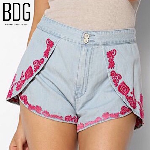 BDG Pants - BDG High Waist Tulip Shorts
